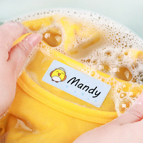 Etichete de îmbrăcăminte lavabile